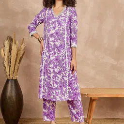 all about you Floral Printed Pure Cotton Full Sleeves V-Neck Kurta With Trousers-picture-24