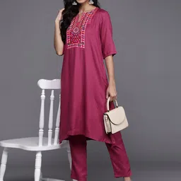 Biba Women Fuchsia Printed Kurta with Trousers image 1