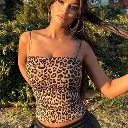StyleCast x Revolte Animal Print Sweetheart Neck Crop Top-picture-10