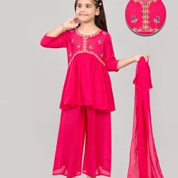 Pehanaava Muslin Woven Three Fourth Sleeves Thread Work Floral Embroidered & Beads Embellished Kurti Palazzo With Dupatta Set - Pink image 4