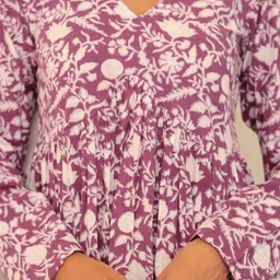 LABEL ADRIJA Floral Printed V-Neck Pure Cotton A-Line Top image 2