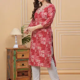 Wawlooks Women Ethnic Motifs Printed Thread Work Kurta-image-15