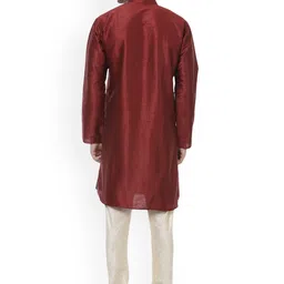 VEERA PARIDHAAN Men Regular Raw Silk Kurta with Pyjamas image 4