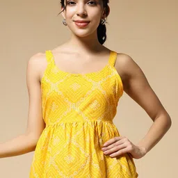 Istyle Can Women Bandhani Printed Scoop Neck Cotton Peplum Top-picture-24