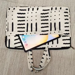 Gulaab Jaipur Unisex Striped Pure Cotton Laptop Bag image 2