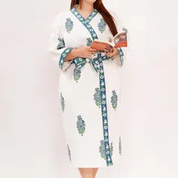 POORAK White & Green Printed Cotton Full Sleeve Shawl Collar Bath Robe image 2