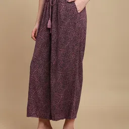 De Moza Women Printed T-shirt with Palazzos image 4