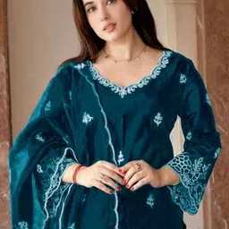 FANCIFLAIR Women Ethnic Motifs Embroidered Regular Thread Work Kurta with Trousers & With Dupatta image 5