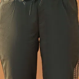 Tulsattva Women Floral Printed Regular Thread Work Pure Cotton Kurta with Trousers & With Dupatta image 4