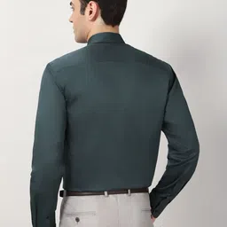 Peter England Men Slim Fit Textured Spread Collar Cotton Formal Shirt image 3