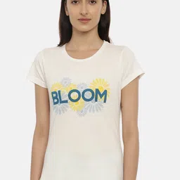 Curare Women Off-White & Blue Printed Lounge T-shirt-image-8