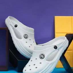 Feel alive Set Of 4 Ultra-Comfortable Clogs image 2