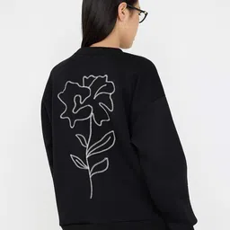 Trendyol Women Floral Embroidered Round Neck Pullover Sweatshirt-picture-26