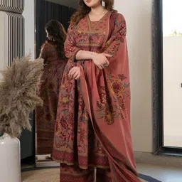 Arayna Women Floral Printed Tiered Pure Cotton Kurta with Palazzos & With Dupatta-picture-36
