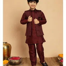 BT DEZINES Cotton Silk Woven Solid Kurta & Pyjama Set With Floral Embroidered Sequins Embellished Jacket - Wine-picture-23