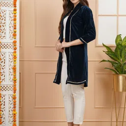 Lush&Loom Lifestyle Women Shrug image 4