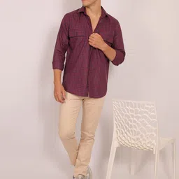 Mculine Men Standard Fit Checked Spread Collar Cotton Casual Shirt image 5