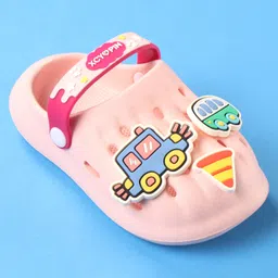 Oh! Pair Back Strap Closure Clogs - Pink image 3