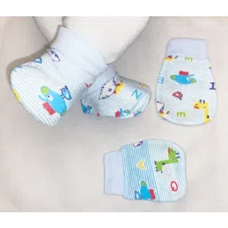 Akinos Kids Cotton Animals & Alphabets Printed Coordinating Mittens & Booties Set - Light Blue image 5