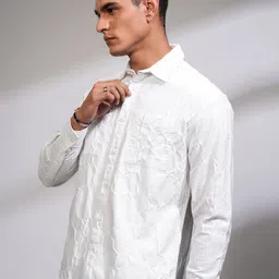 HIGHLANDER Men Opaque Printed Casual Shirt image 4