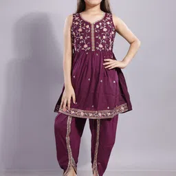 CurlyTales Girls Floral Embroidered Empire Thread Work Anarkali Kurta With Dhoti Pants image 5