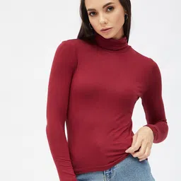 Harpa Maroon Fitted Top-picture-22