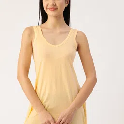 Lady Lyka Women Cream-Coloured Solid Longline Camisole image 1