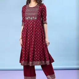 V-Mart Women Ethnic Motifs Printed Kurta with Trousers-image-25