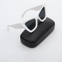 PELLE LUXUR Unisex Square Sunglasses with UV Protected Lens PL25GS272 image 3