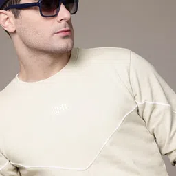 The Roadster Lifestyle Co. Brand Logo Print Sweatshirt-picture-23