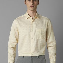 Louis Philippe Men Classic Spread Collar Geometric Printed Cotton Formal Shirt-picture-24