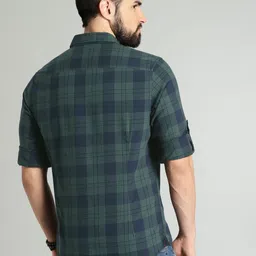 Roadster Men Navy Blue & Green Summer Check Sustainable Casual Shirt image 5