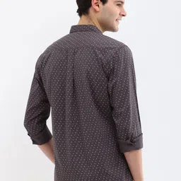 Allen Solly Men Custom Spread Collar Micro Ditsy Printed Cotton Casual Shirt image 2