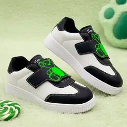 Hopits Colour Blocked Teddy Designed Slip On Wonderwalk Sneakers -Black-picture-14