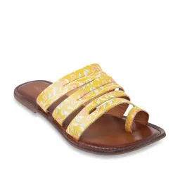 Mochi Women's Yellow Toe Ring Sandals image 2