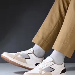 Mactree Men Lightweight Colourblocked Lace-Ups Sneakers image 4