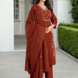 SANISA Women Ethnic Motifs Embroidered Regular Sequinned Kurta with Trousers & With Dupatta image 3