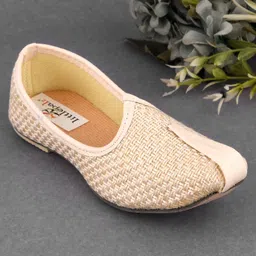 Little Palz Intricate Weave Self Textured Mojaris - Cream image 3