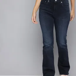Levis Women 725 Bootcut High-Rise Light Fade Stretchable Jeans-image-17