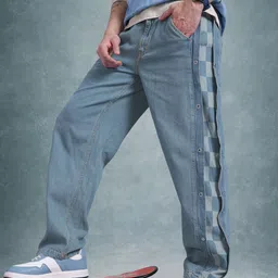 The Roadster Life Co. Men Studded Detail Light Fade Relaxed Fit Jeans with Side Checks-image-53