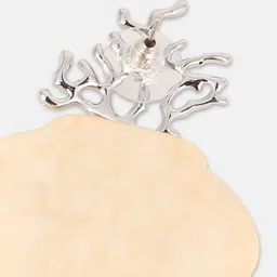 SOHI Silver-Plated Contemporary The Veined-Conchiglia Drop Earrings-image-79