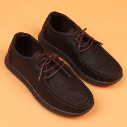 Pine Kids Formal Shoes With Lace Textured Design - Brown-picture-12