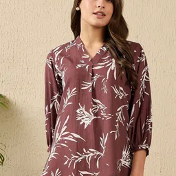 The Roadster Lifestyle Co Printed V-Neck Top-image-8