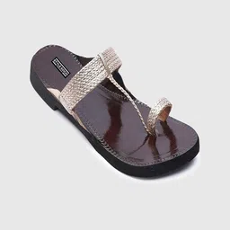 STYLE SOCIO FASHIONS Women Woven Design Leather One Toe Flats-picture-32