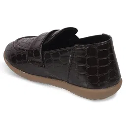 SHOES FOR JUNIORS Self Designed Loafers - Brown image 5