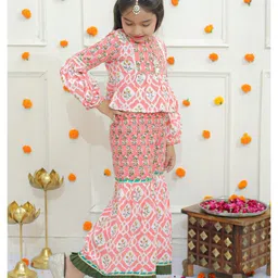 Ka-mee Cotton Woven Full Sleeves Floral Printed Gota Lace Embellished Kurti & Coordinating Sharara Set - Pink image 5