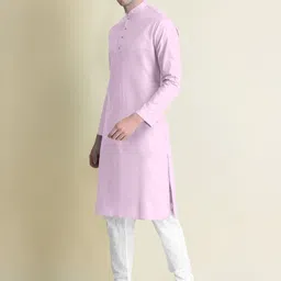KRUDHA Men Geometric Thread Work Kurta image 3