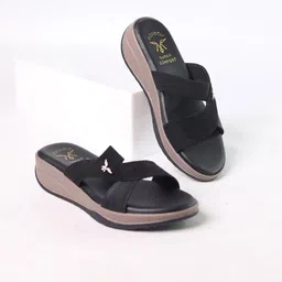 Monrow PU Wedge Sandals-picture-15