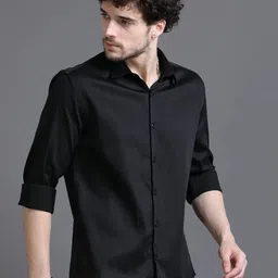 Tiarakrafts Men Casual Shirt image 4