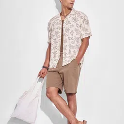 HIGHLANDER Men Relaxed Fit Floral Printed Cuban Collar Casual Shirt image 3